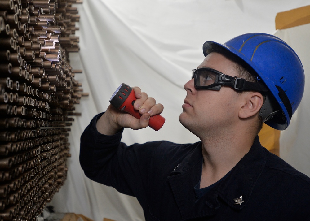 USS Blue Ridge Sailors Perform Maintenance