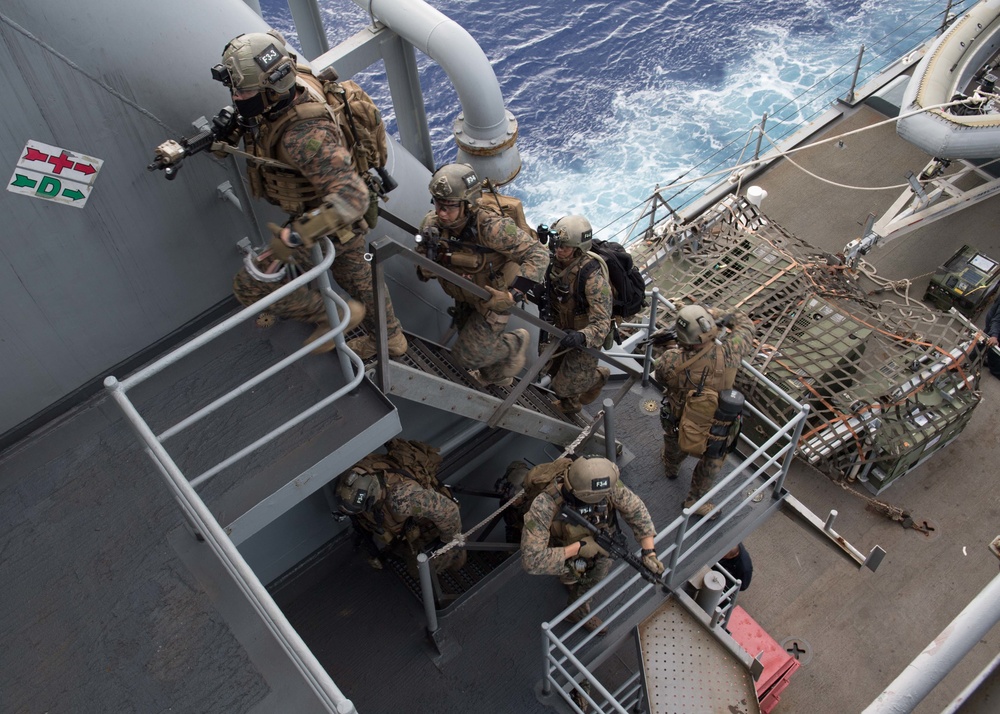 MEU 31 Conducts VBSS on Ashland