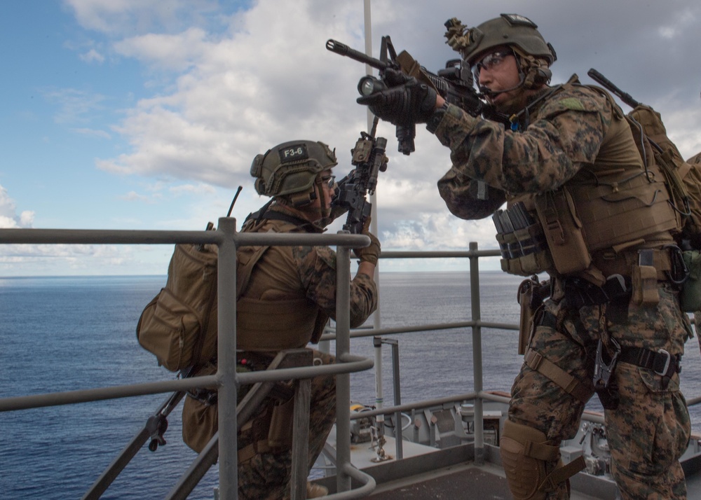 MEU 31 Conducts VBSS on Ashland