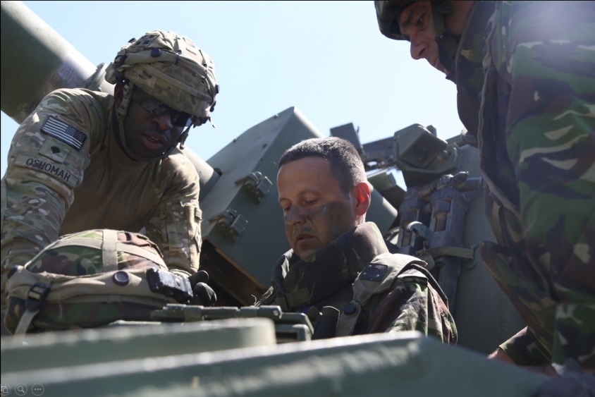 3-29 FA builds artillery rapport with Romanians at Combined Resolve VIII