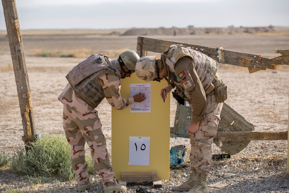 Iraqi army basic marksmanship training led by Portuguese army Trainers
