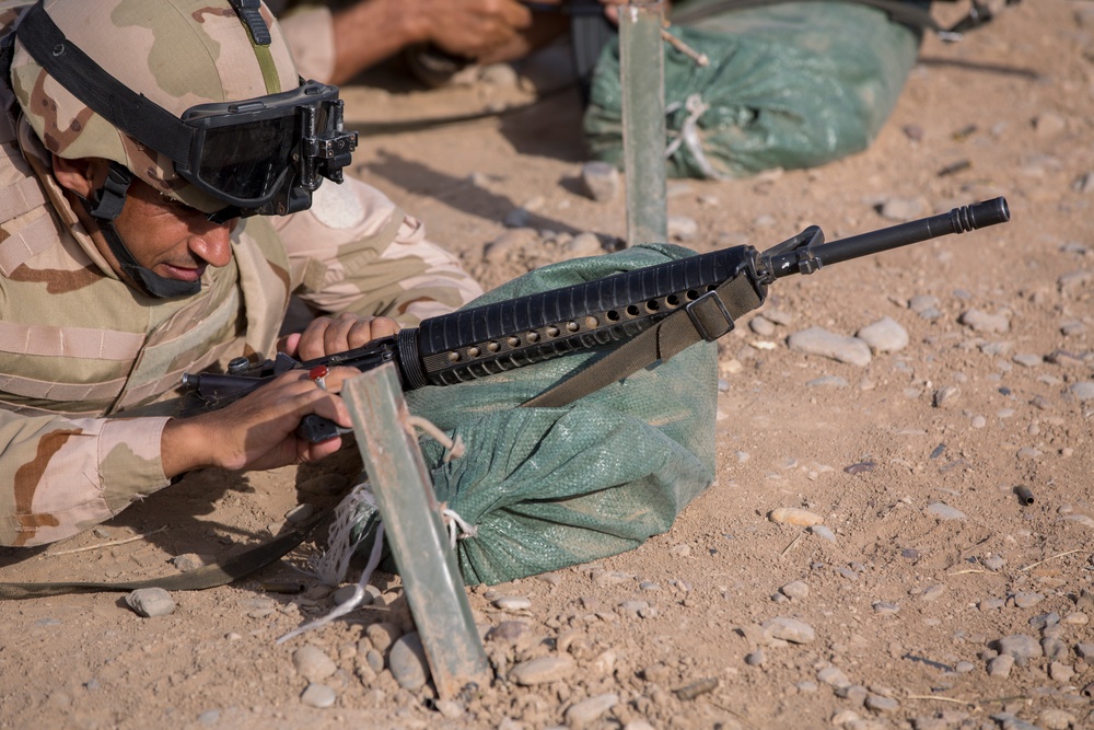 Iraqi army basic marksmanship training led by Portuguese army Trainers