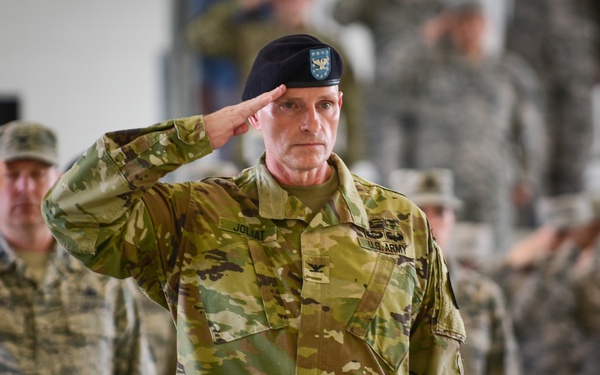 JBLE welcomes new commander