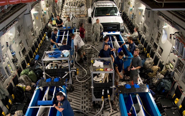 Travis transports dolphins to MMP San Diego