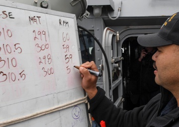Wayne E. Meyer Conducts a Replenishment-at-Sea During Tiger Cruise