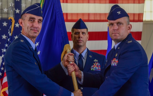 JBLE welcomes new commander
