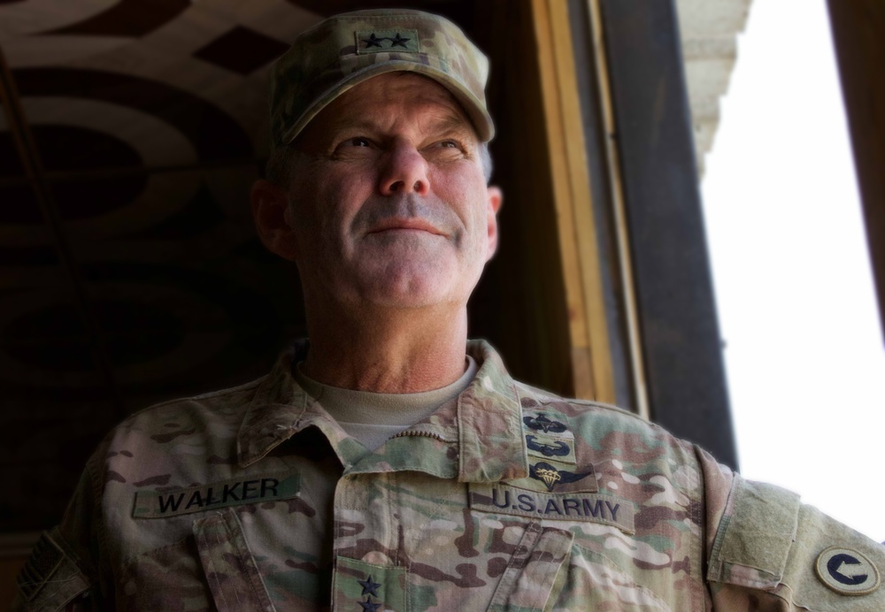 U.S. Army Major General Flem Walker visits Camp Taji, Iraq