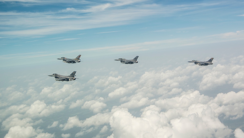 F-16 Fighting Falcon Flagship Flight