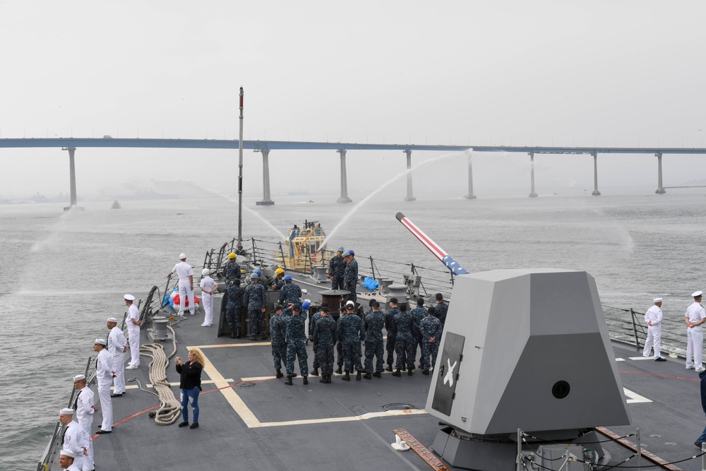 Wayne E. Meyer Returns to Naval Base San Diego After Deployment