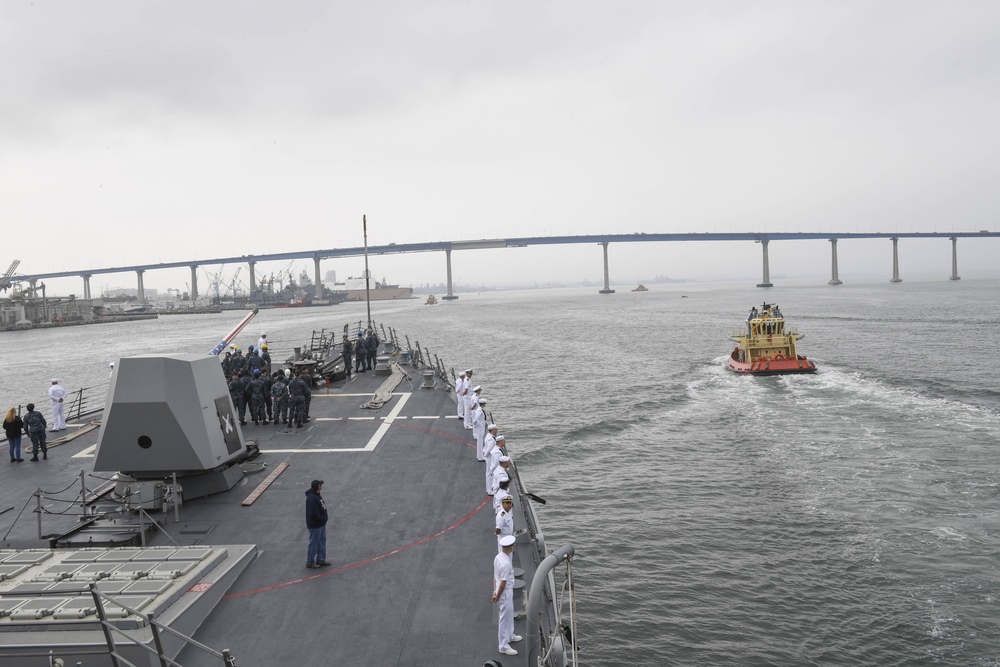 Wayne E. Meyer Returns to Naval Base San Diego After Deployment