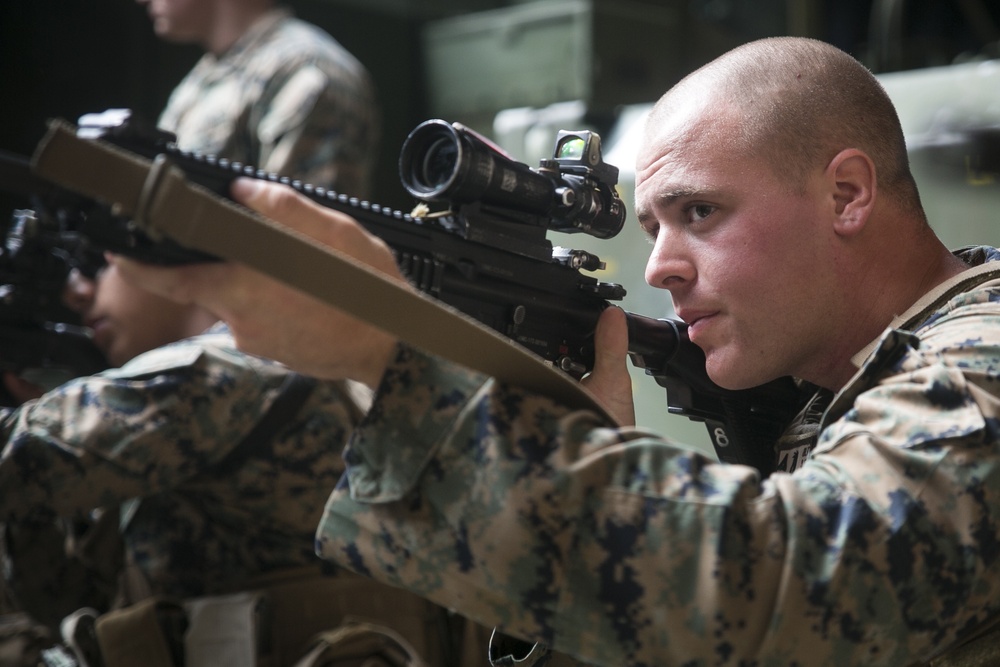 DVIDS - Images - BLT 3/5 Marines practice Close Quarters Tactics ...