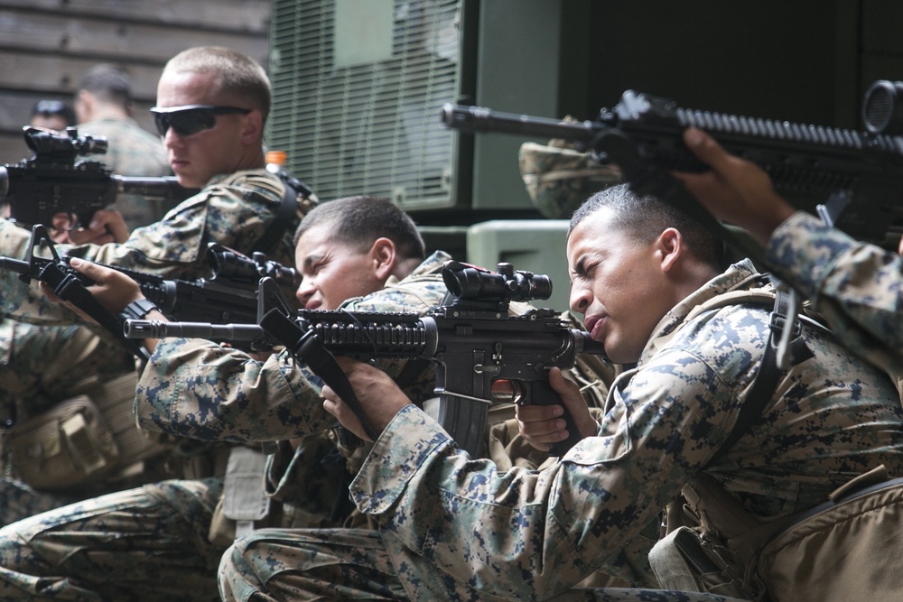 BLT 3/5 Marines practice Close Quarters Tactics movements