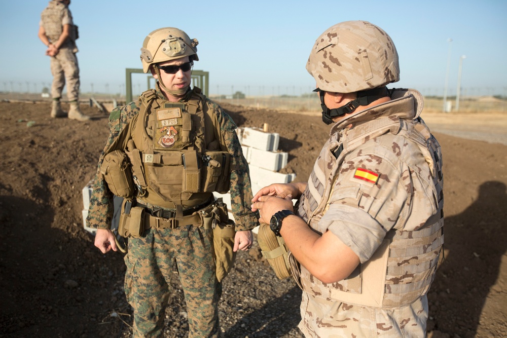 SPMAGTF-CR-AF EOD Marines and Spanish EOD Soldiers Train with Explosive Ordnance