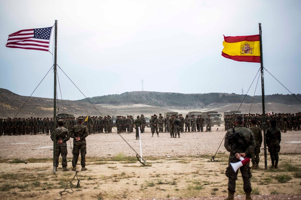 SPMAGTF-CR-AF Marines Train With Spanish Army