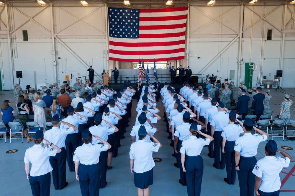 Adames succeeds Walrath as 9 IS commander