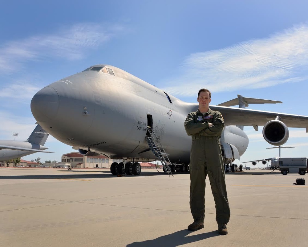 Back in the sky: Air Force loadmaster overcomes cancer