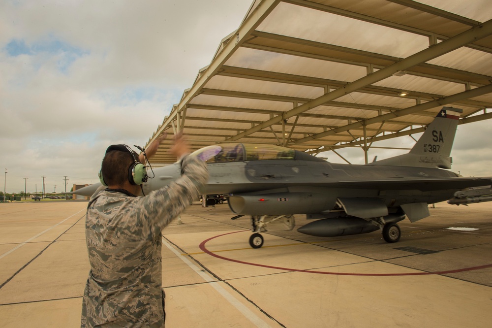 149th Fighter Wing F-16 Fighting Falcon Flight