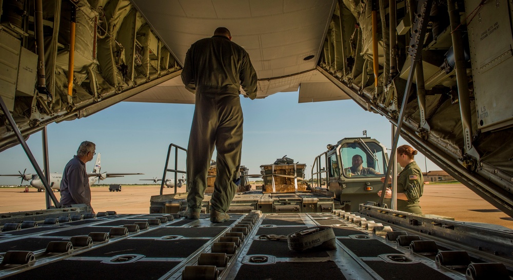 40th Airlift Squadron C-130J Hercules Flight