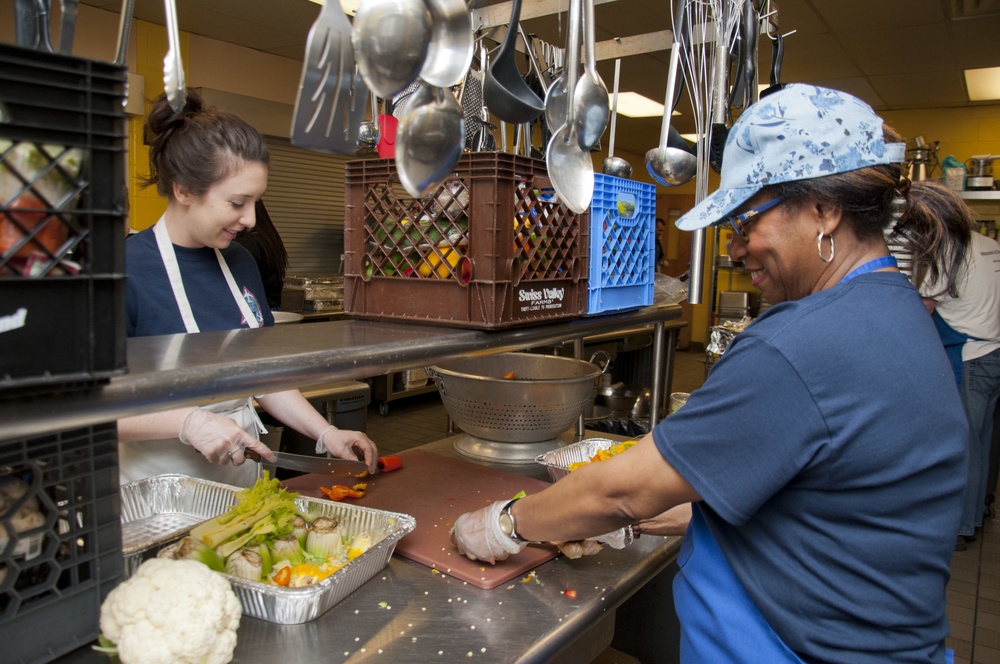 KC-46 Program Office volunteers at community kitchen