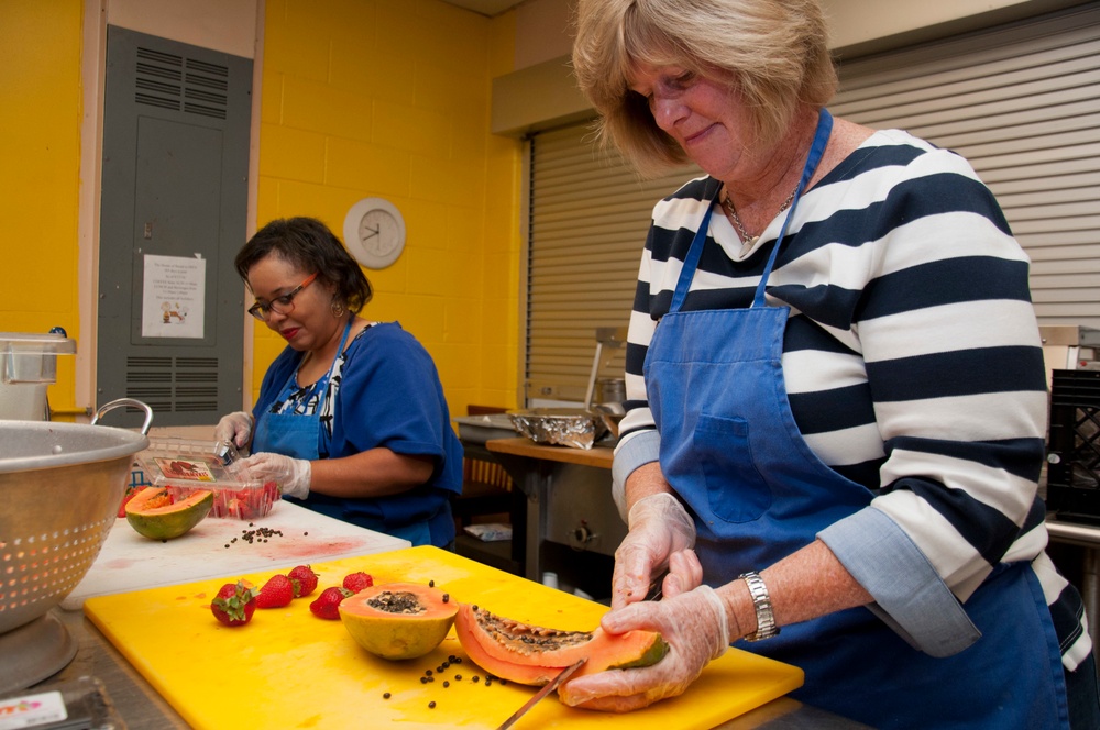 KC-46 Program Office volunteers at community kitchen
