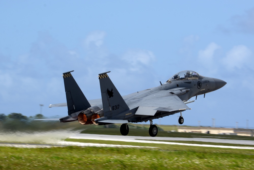 Rebuplic of Singapore, U.S. Air Forces strengthen ties through training