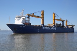 Military Sealift Command Ships Sustain Forces, Deliver Essentials During Talisman Sabre 2017