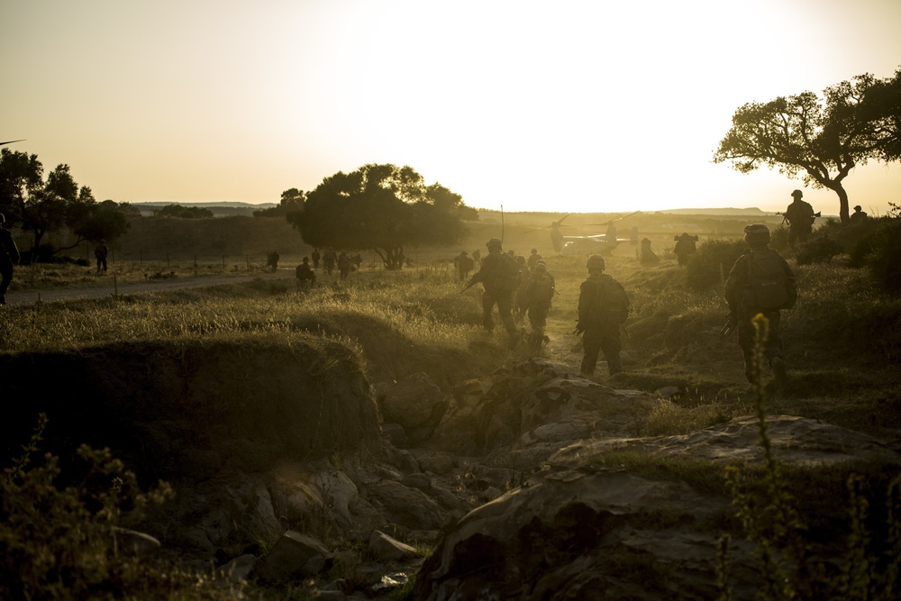 SPMAGTF-CR-AF Infantry Train at Sierra Del Retain
