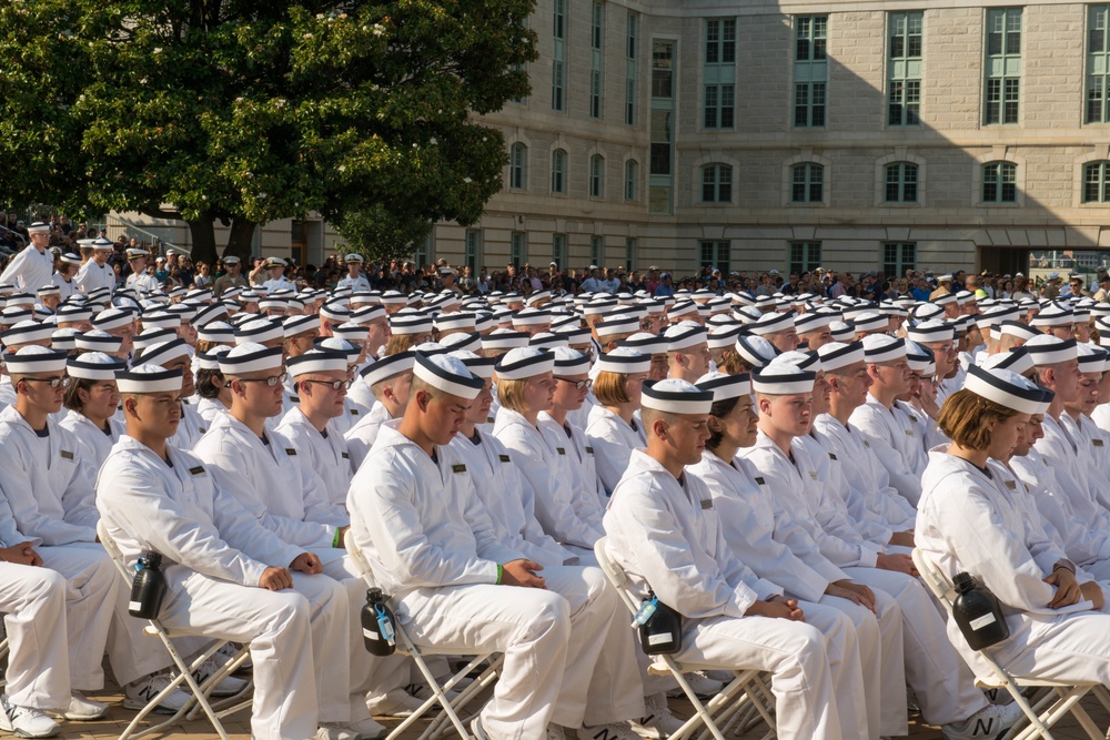 DVIDS Images USNA Induction Day [Image 2 of 7]