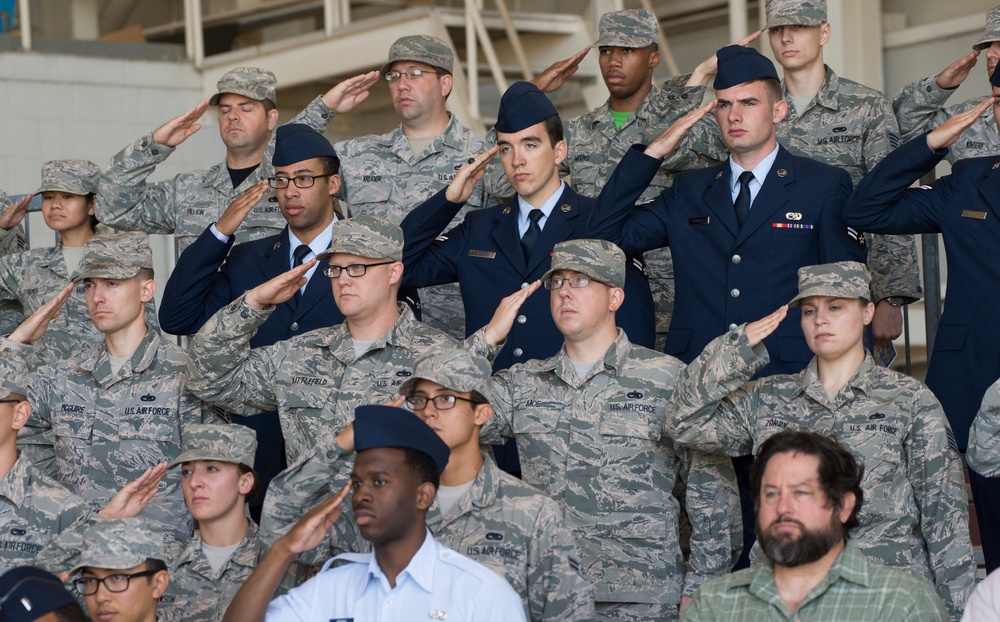 60 MXG Change of Command Col. Scott/Col. Hammerschmidt