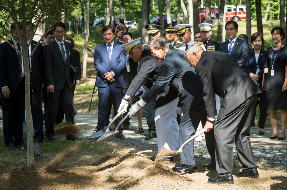 South Korean President Visit to Jangjin (Chosin) Reservoir Memorial Wreath Laying