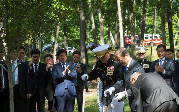 South Korean President Visit to Jangjin (Chosin) Reservoir Memorial Wreath Laying