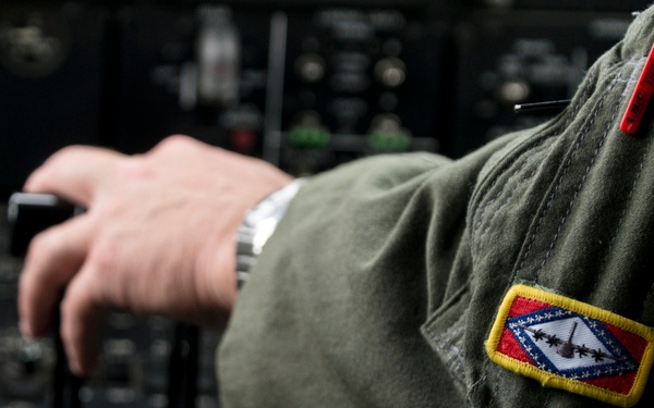 913 AG completes all Reserve 3-ship flight