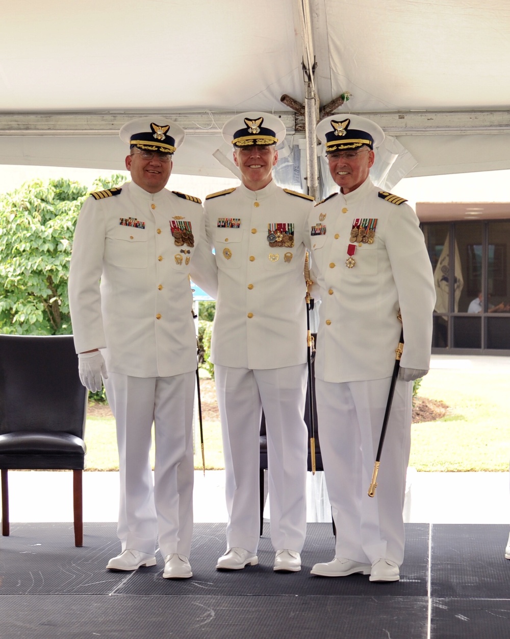 Coast Guard Command, Control, and Communications Engineering Center holds change-of-command ceremony in Portsmouth, VA