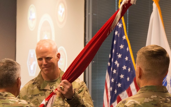 Col. Paul E. Owen takes command of USACE Southwestern Division