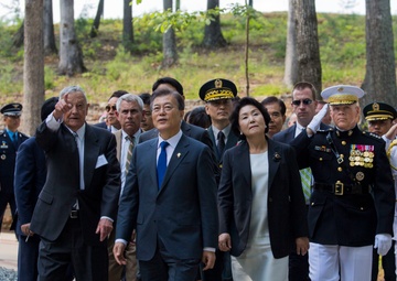 President Moon Jae-in of the Republic of Korea visits the National Museum of the Marine Corps