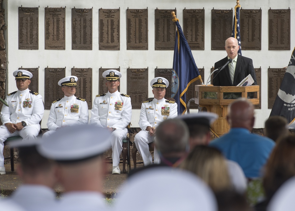 USS Greeneville Holds Change of Command Ceremony