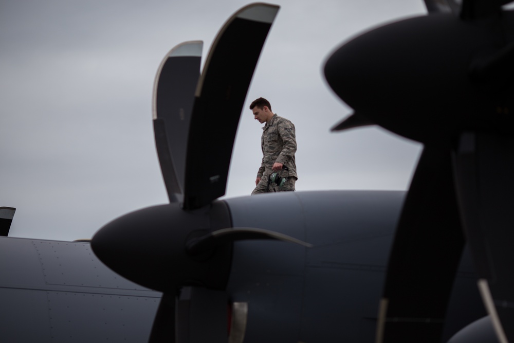 Alaska Air Guard crew chief follows family's footsteps, finds fulfilling career