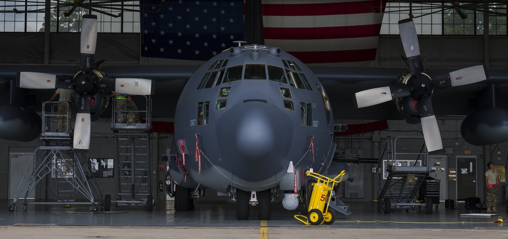 1 SOAMXS keeps AC-130U Spooky gunships ready to fly any time, any place