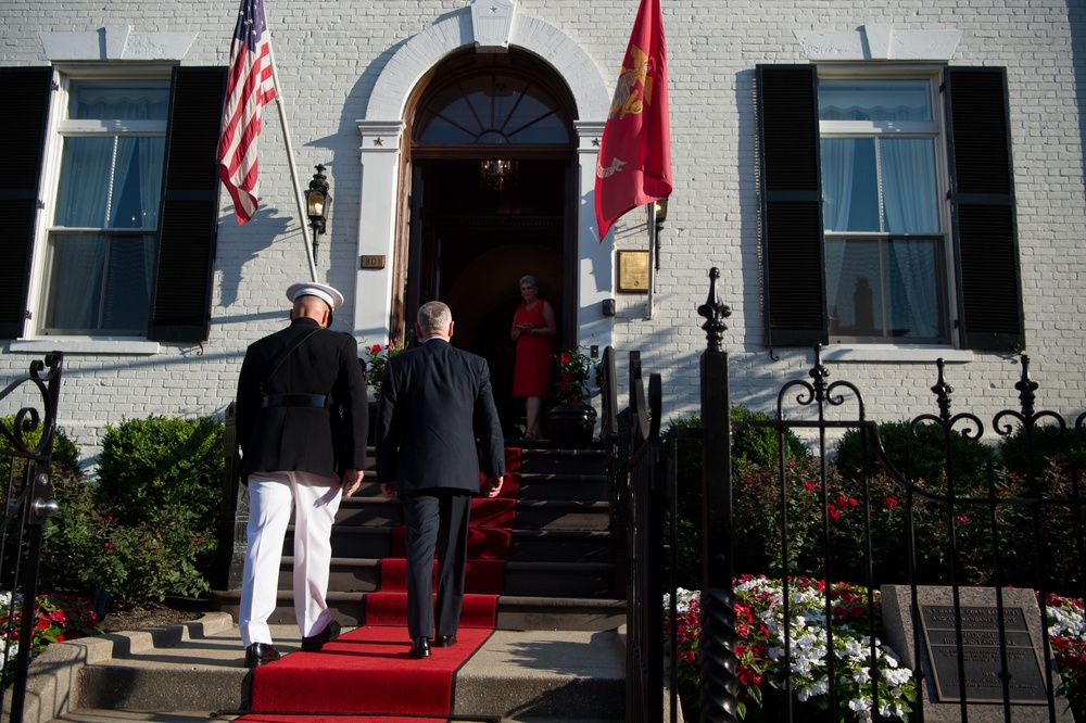 SD attends Marine Barracks sunset parade