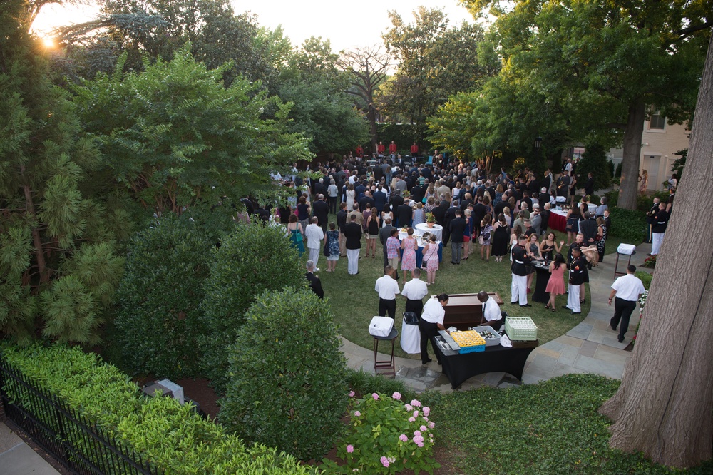 SD attends Marine Barracks sunset parade