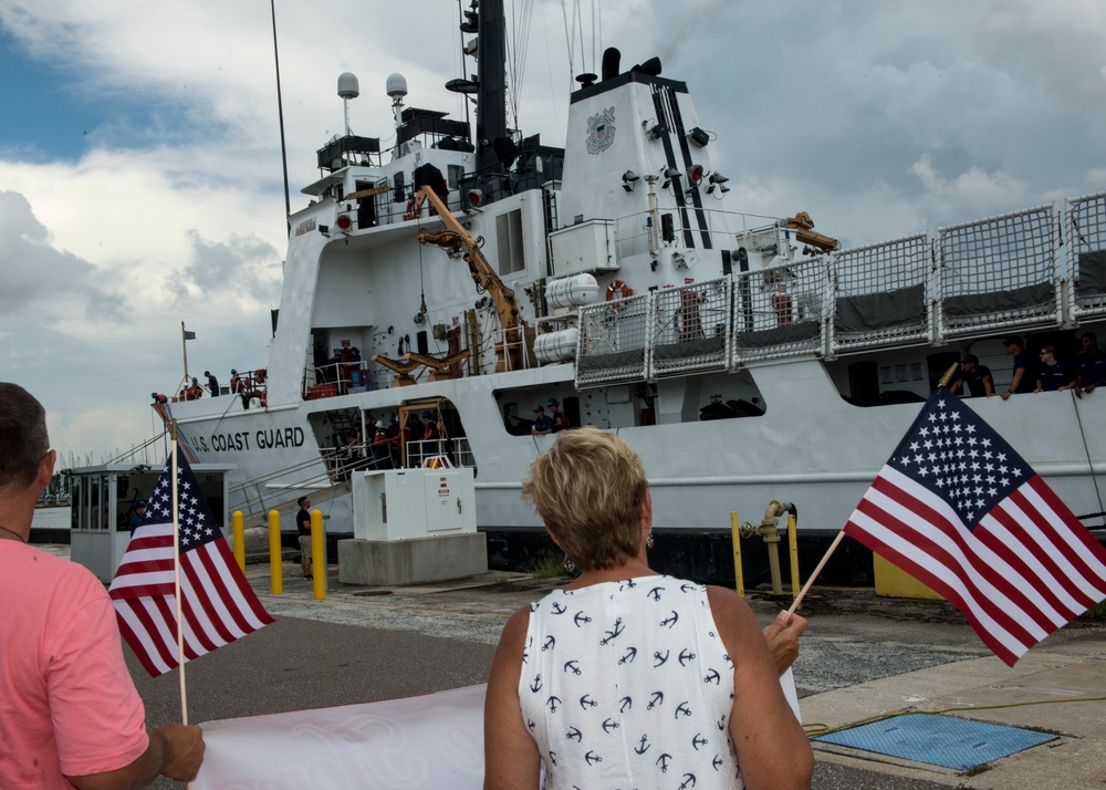 Venturous returns to homeport after 8 week patrol