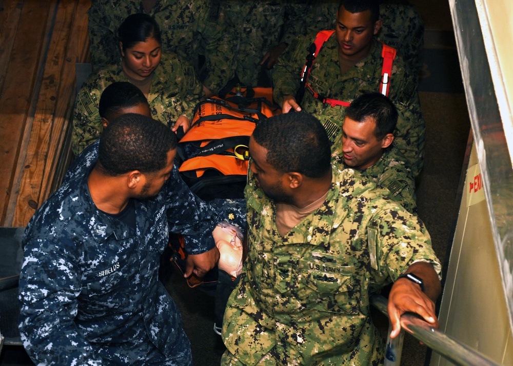 Sailors Conduct Stretcher Bearer Training Aboard USNS Spearhead (T-EPF 1)