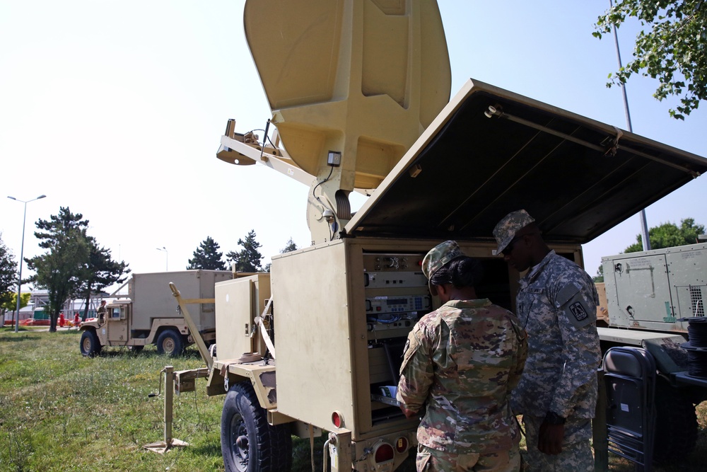 86th ESB sharpens expeditionary skills at Saber Guardian 17