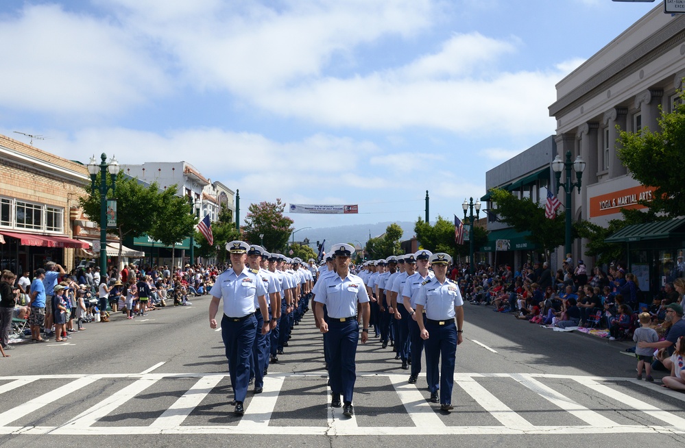 Coast Guard honored in Alameda Fourth of July Parade