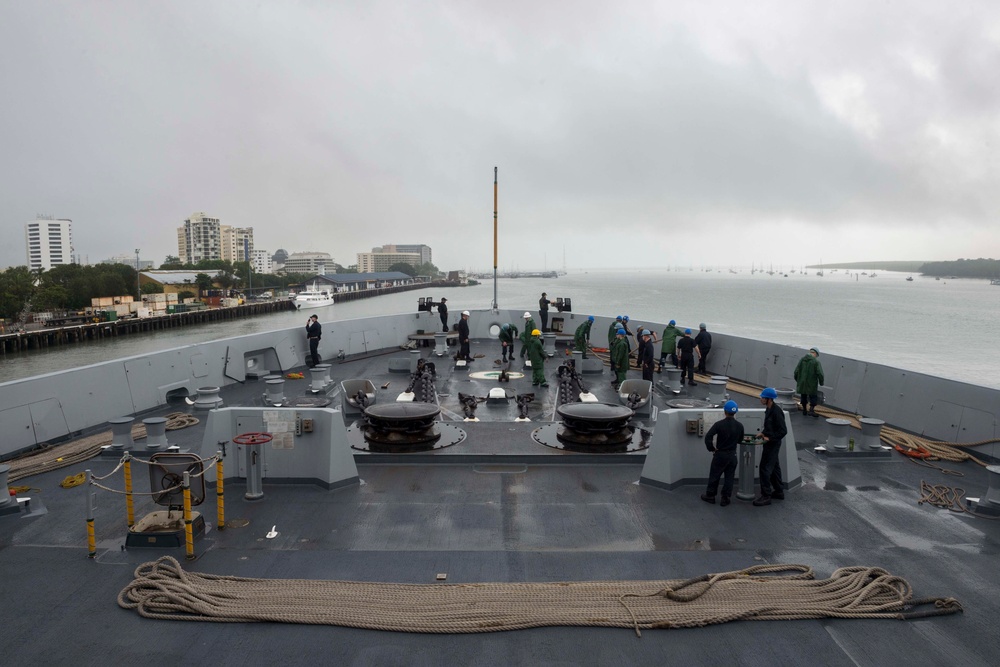 USS Green Bay sea and anchor detail