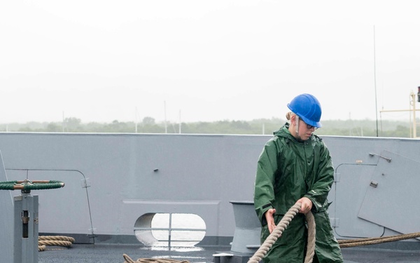 USS Green Bay sea and anchor detail