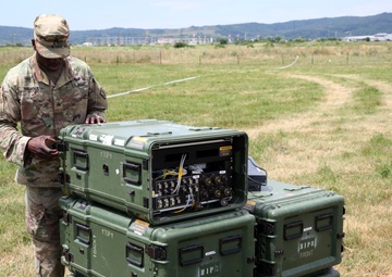 Signal Soldiers enable mission command for Saber Guardian 17 river crossing
