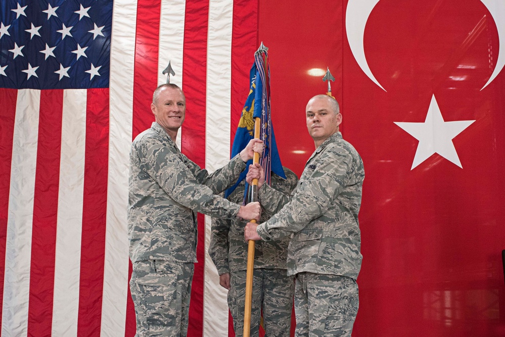 39th LRS gains new commander