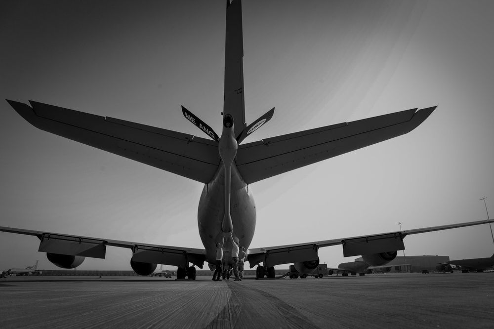 KC-135s support Australian OIR forces