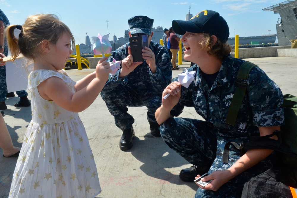 USS Gabrielle Giffords homecoming